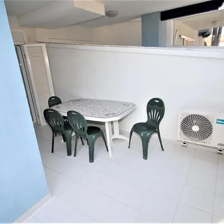 Apartment Apartamento Denia, 2 Dormitorios, 4 Personas - Es-262-15